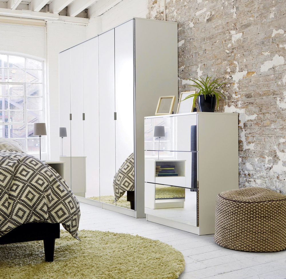 ΑΝΟΙΓΟΜΕΝΗ ΝΤΟΥΛΑΠΑ 2