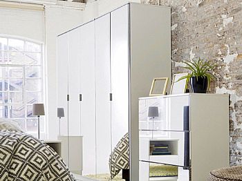 ΑΝΟΙΓΟΜΕΝΗ ΝΤΟΥΛΑΠΑ 2