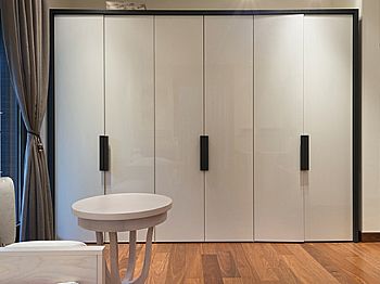 ΑΝΟΙΓΟΜΕΝΗ ΝΤΟΥΛΑΠΑ 7