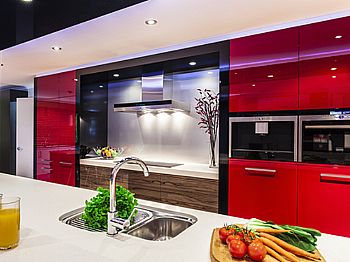 ΜΟΝΤΕΡΝΑ ΚΟΥΖΙΝΑ 14