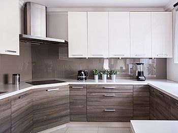 ΜΟΝΤΕΡΝΑ ΚΟΥΖΙΝΑ 34