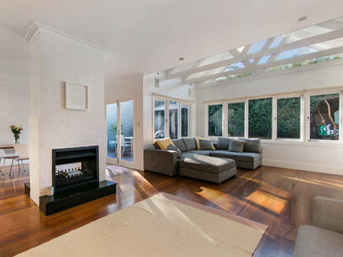 ΞΥΛΙΝΟ ΔΑΠΕΔΟ 32